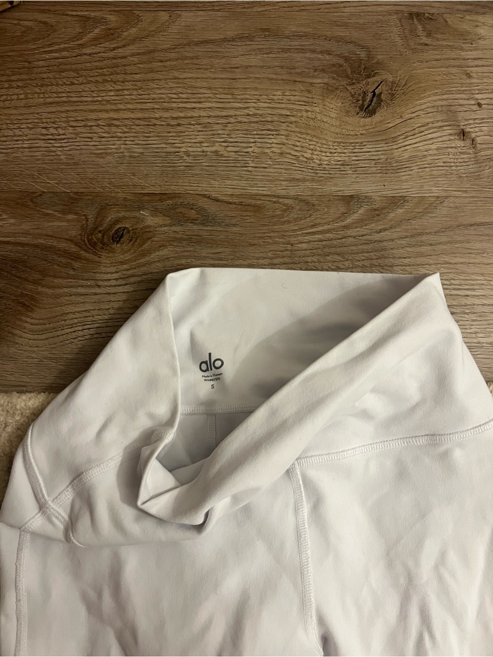 Alo white High-Waist Flare Yoga Pants - Picture 2 of 2